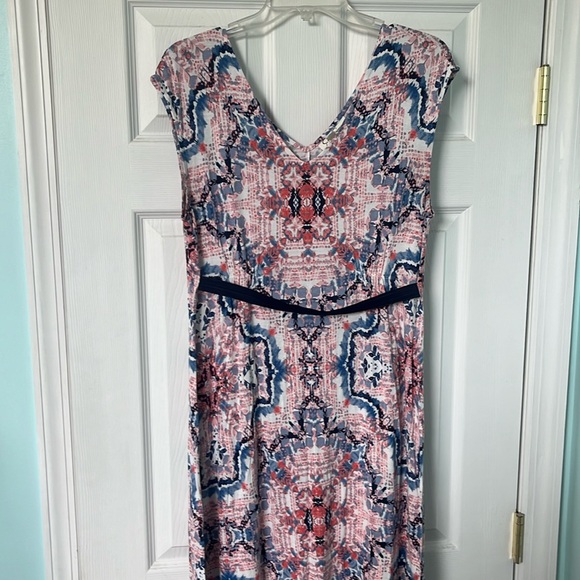 Maternity Maxi dress by Jessica Simpson in a size medium. - Picture 1 of 3
